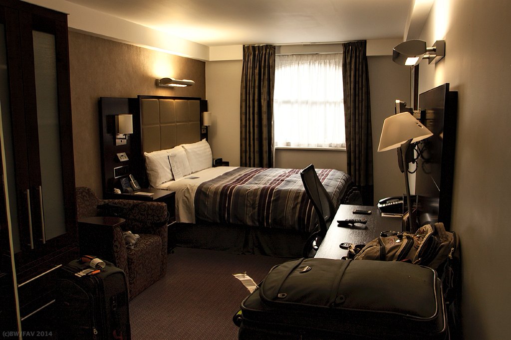 UKLONClubQuartersRoom