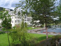 Kviknes Hotel from park