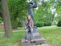 Nordiska Museet statue and Bill